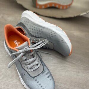 Alegria "Rize" Sneakers